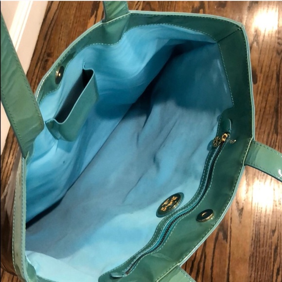 Auth Tory Burch Large Patent Leather Tote Handbag - Picture 6 of 8